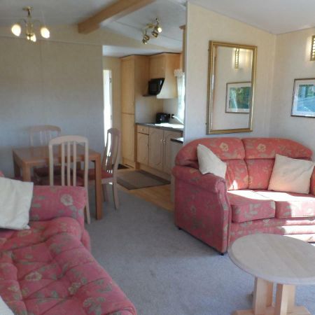 Luxury Mobile Home Near Perranporth Situated On A Quiet Farm Truro Exteriör bild